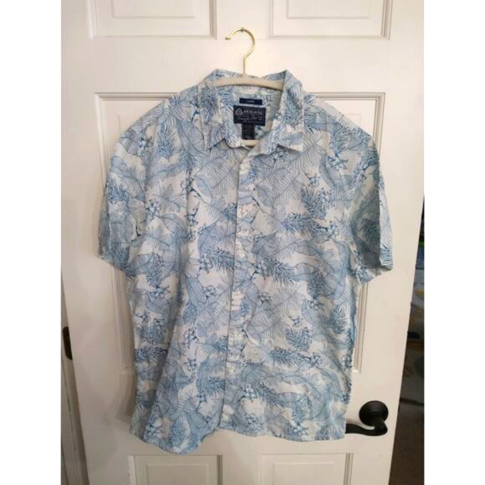 American Rag L mens coastal lightweight button up blue Palm leaves Hawaiian luau